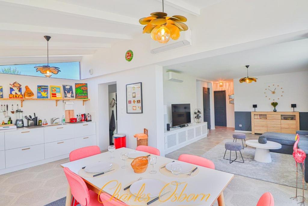 Villa Des Tamaris, Villa 5* En Bord De Mer. Фронтиньян Экстерьер фото
